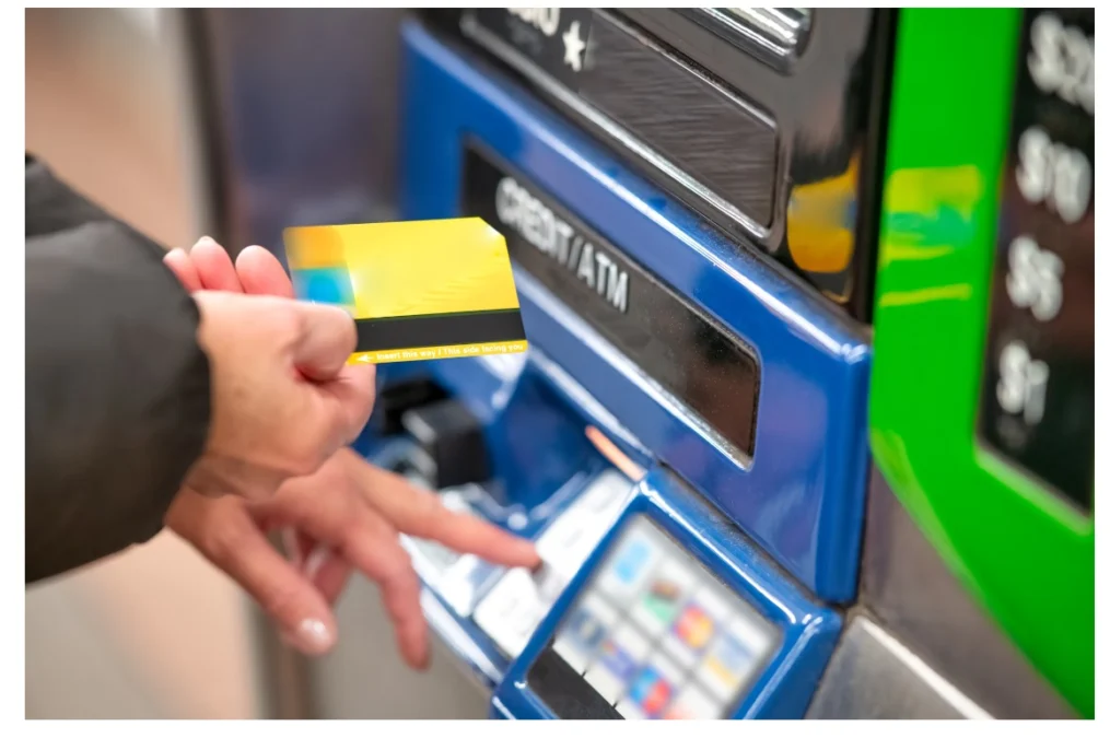 Cara Mengambil Uang di ATM BRI, via Unsplash-Giovanni Gagliardi