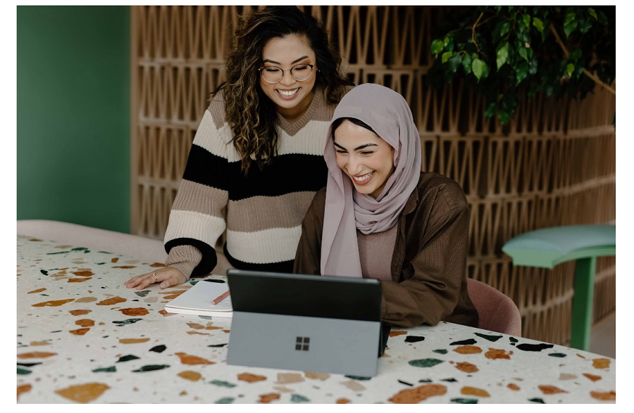 Cara Menghasilkan Uang di Bulan Ramadhan , via Unsplash-Microsoft 365