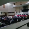 Anggota Dewan DPRD Subang saat melakukan rapat terkait tindak lanjut Izin perusahaan yang diduga membuang limbah sembarangan. CINDY DESITA PUTRI/PASUNDAN EKSPRES.