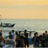 Penginapan di Pangandaran Dekat Pantai, via Unsplash-Abdul Ridwan-Pangandaran Beach